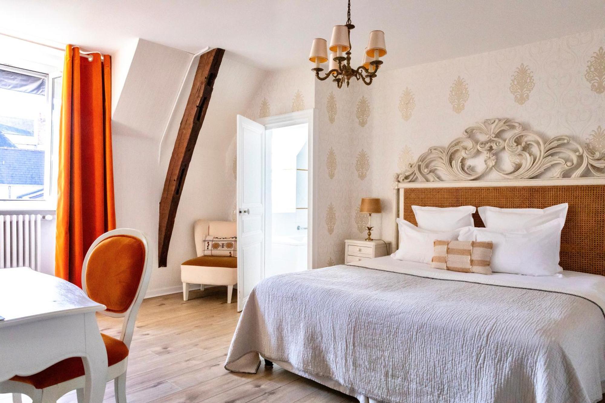 Hotel Du Mail Анже Екстериор снимка
